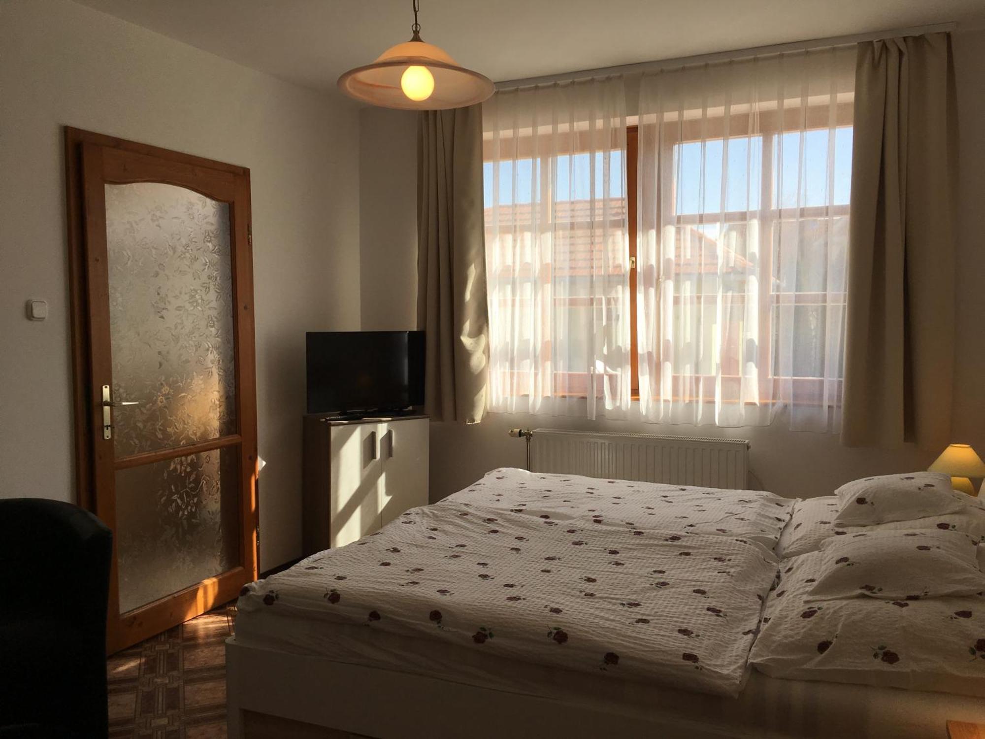 Gitta Apartman Bük Exterior foto